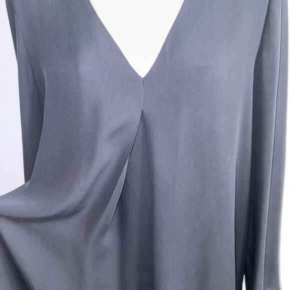 Theory Trent 100% Silk Black V-Neck Front Pleat Blouse Top Size Large Georgette - Picture 5 of 10